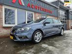 Renault Mégane Estate 1.3 TCe Zen Trekhaak! Camera! Navigat, Voorwielaandrijving, Gebruikt, Euro 6, 4 cilinders
