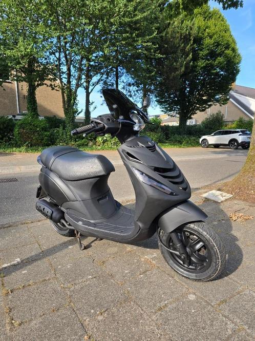 Piaggio Zip 4T 50cc 45 km/h, Fietsen en Brommers, Scooters | Piaggio, Gebruikt, Zip, Maximaal 45 km/u, Benzine, Ophalen