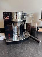 DeLonghi Espressomachine + Gratis Accessoires, Witgoed en Apparatuur, Koffiezetapparaten, Espresso apparaat, Gemalen koffie, Zo goed als nieuw