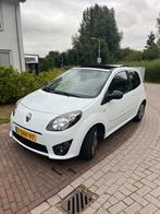 Zeer nette Renault twingo 1.1 Night and Day PANORAMADAK, Voorwielaandrijving, Zwart, 4 cilinders, 60 pk