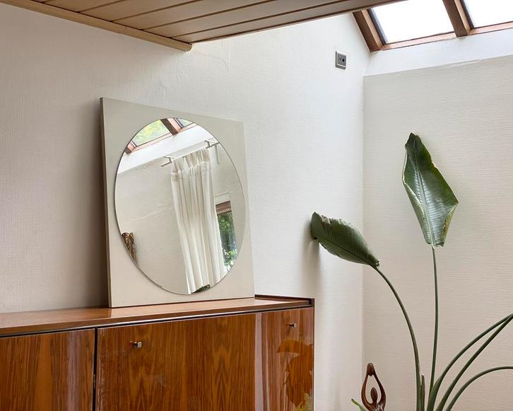 Space-age spiegel, Huis en Inrichting, Woonaccessoires | Spiegels, Minder dan 50 cm, Minder dan 100 cm, Rond, Ophalen of Verzenden