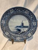 Aardewerk bord van Franz Anton Mehlem 24cm, Antiek en Kunst, Antiek | Wandborden en Tegels, Ophalen of Verzenden
