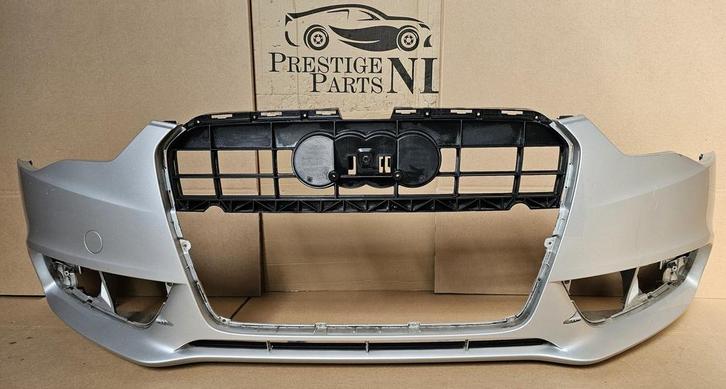 Voorbumper Audi A5 8T Facelift 8T0807437AD bj.2012-2016, Auto-onderdelen, Carrosserie en Plaatwerk, Bumper, Voor, Gebruikt, Herkomst onderdeel bekend