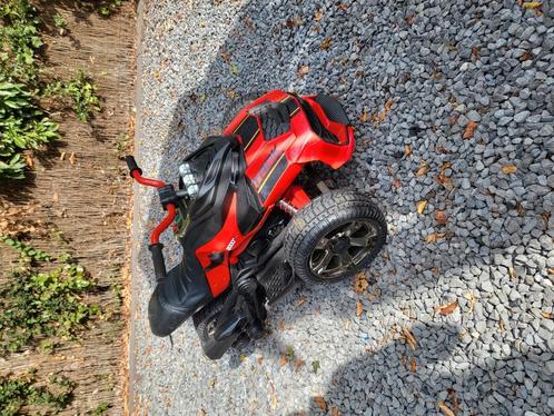 1 Jaar oud 3 wieler accu quad kleinzoon te groot geworden, Kinderen en Baby's, Speelgoed | Buiten | Accuvoertuigen, Zo goed als nieuw