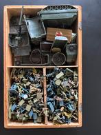 Miniaturen leger + vliegveld, Ophalen, Zo goed als nieuw