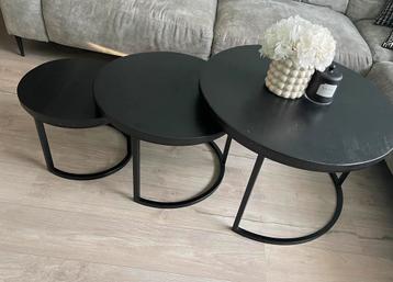 Set 3 zwarte salontafels mangohout beschikbaar voor biedingen