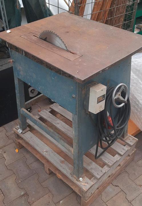 Oude zaagtafel, Doe-het-zelf en Verbouw, Gereedschap | Zaagmachines, Gebruikt, Cirkelzaag, 1200 watt of meer, 70 mm of meer, Ophalen of Verzenden