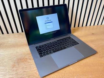 Macbook Pro 15-inch 2018 - 2,9Ghz 6-core i9 - 16GB - 1TB beschikbaar voor biedingen
