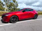 Mazda 3 Homura eSkyactiv  2L 150pk Mild Hybrid 2023 Rood, Auto's, Mazda, Voorwielaandrijving, Zwart, 4 cilinders, USB
