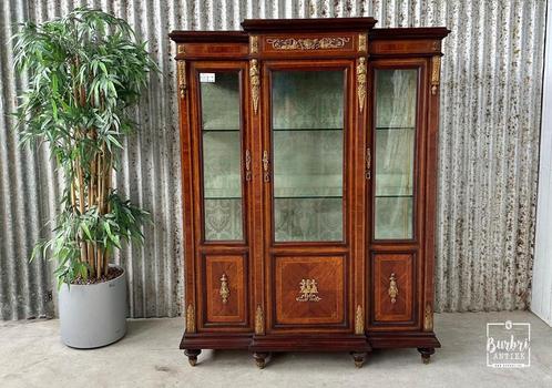 Mooie antieken franse kast., Huis en Inrichting, Woonaccessoires | Wandplanken en Boekenplanken, Ophalen