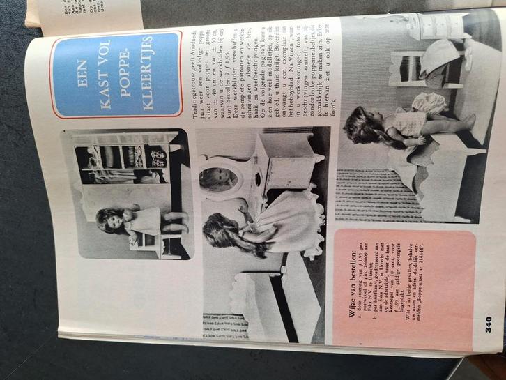 Een mooie ariadne met zwart wit foto's en veel meer 0kt 1964, Verzamelen, Poppen, Zo goed als nieuw, Ophalen of Verzenden