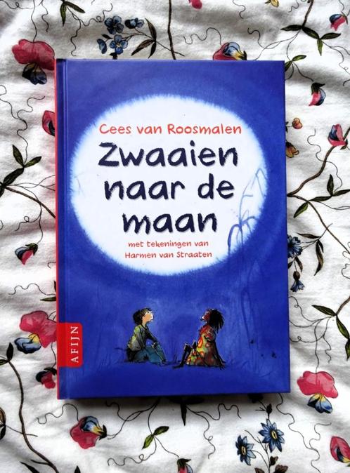 Zwaaien naar de maan - Cees van Roosmalen, Boeken, Kinderboeken | Jeugd | 10 tot 12 jaar, Gelezen, Verzenden