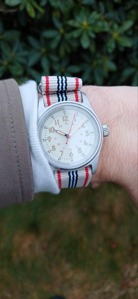 Custom Beige vintage automatic field horloge NATO strap, Sieraden, Tassen en Uiterlijk, Horloges | Heren, Nieuw, Polshorloge, Seiko