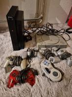 Playstation 1 & 2 met 6 controllers optioneel pistool, Spelcomputers en Games, Ophalen of Verzenden, Gebruikt, Met 3 controllers of meer