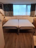2 logeerbedden, Huis en Inrichting, Slaapkamer | Bedden, Ophalen, Gebruikt, Tweepersoons, 180 cm