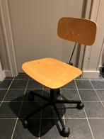 Mooie klassieke en vintage bureaustoel, Huis en Inrichting, Ophalen of Verzenden, Gebruikt, Bruin, Bureaustoel