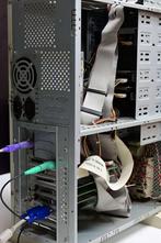retro of vintage PC in towerkast incl. Adaptec SCSI adapter, Computers en Software, Vintage Computers, Ophalen, Vintage computer