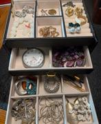 Nalatenschap/Vintage sieraden/Modieuze sieraden, Overige materialen, Gebruikt, Ophalen of Verzenden, Overige kleuren