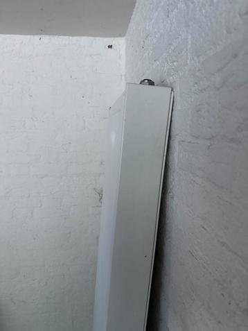 Radiator  ca180x40cm beschikbaar voor biedingen