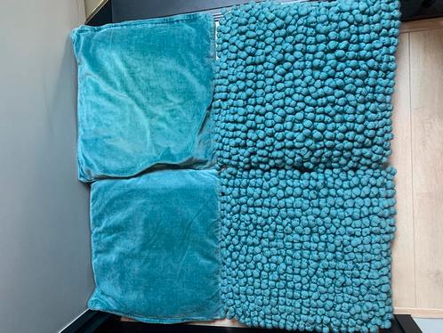 4 kussens in aqua/cyclaan kleur, Huis en Inrichting, Woonaccessoires | Kussens, Gebruikt, Blauw, Ophalen of Verzenden