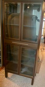 Bruine buffetkast met vier glazen deuren lade + verlichting, Huis en Inrichting, Kasten | Buffetkasten, Ophalen, 50 tot 100 cm