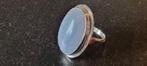 Zilveren vintage ring met witte agaat?, Verzenden