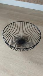 Zwarte metalen fruitschaal – modern design, Ophalen, Zo goed als nieuw, Rond, Overige materialen