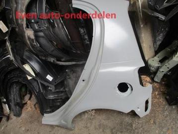 linker achterscherm yaris P 1.... 4 deurs