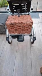 Rieten Mand Gebruikt Op Een Driewieler Fiets, Ophalen, Zo goed als nieuw