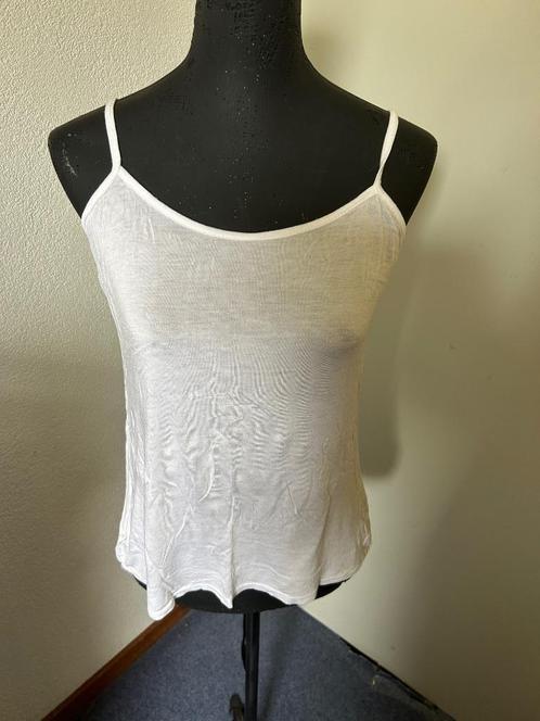 Leuke witte top mt L/XL z.g.a.n., Kleding | Dames, Tops, Gedragen, Maat 46/48 (XL) of groter, Wit, Zonder mouw, Ophalen of Verzenden