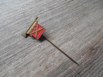 Trompetterkorps van het Korps Artillerie insigne beschikbaar voor biedingen