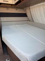 Frans bed matras voor Knaus caravan + gratis topper, Ophalen, Zo goed als nieuw