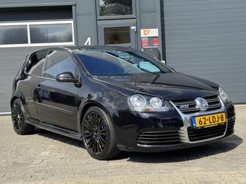 Volkswagen Golf - 3.2 R32 beschikbaar voor biedingen