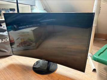 Samsung 32 inch curved televisie/tv zo goed als nieuw beschikbaar voor biedingen