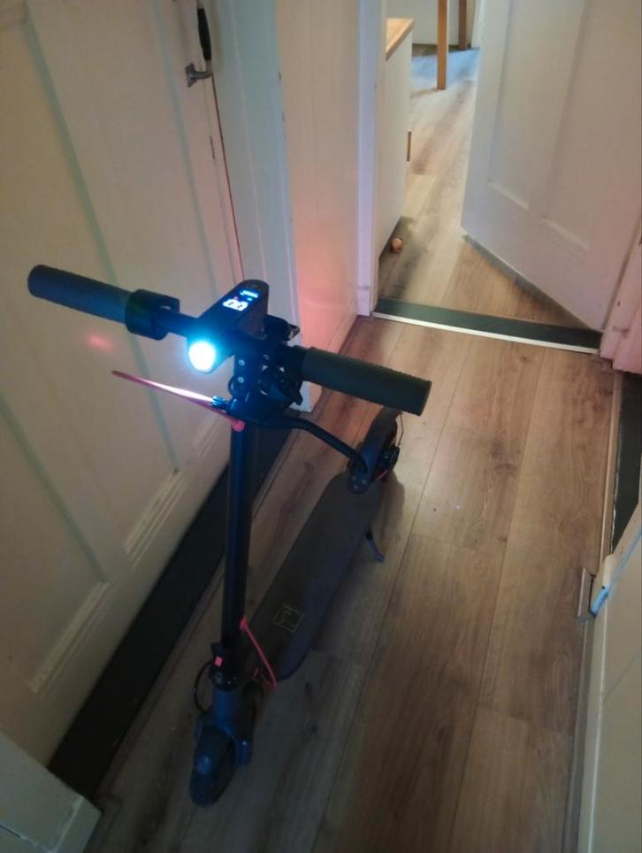 Elektrische Step M365 - Perfect voor woon-werkverkeer!, Fietsen en Brommers, Steps, Gebruikt, Elektrische step (E-scooter), Ophalen