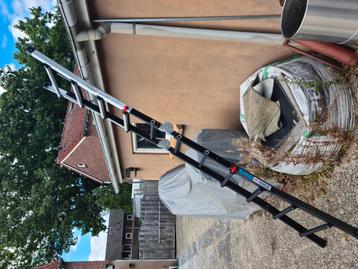 Trap ladder 4x4 treden als nieuw  als waku beschikbaar voor biedingen