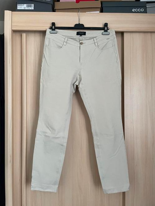 Claudia strater katoenen broek beige zand 38 m, Kleding | Dames, Broeken en Pantalons, Gedragen, Maat 38/40 (M), Beige, Lang, Ophalen of Verzenden
