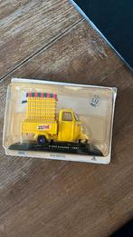 Ape D500 Estathè 1967 schaal 1/32 nieuw in de plastic doos, Ophalen of Verzenden, Zo goed als nieuw