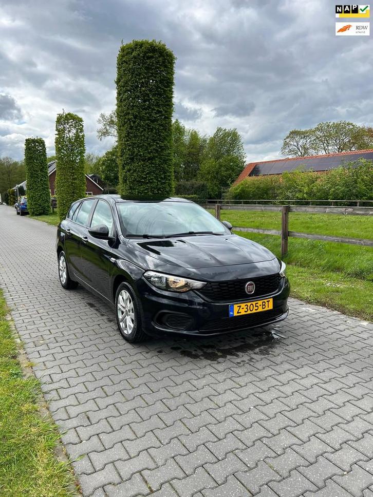 Fiat Tipo Stationwagon 1.4 16v Lounge - STOELVERWARMING - NA, Auto's, Fiat, Bedrijf, Te koop, Tipo, ABS, Airbags, Airconditioning