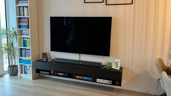 Tv meubel zwevend, Huis en Inrichting, Kasten | Televisiemeubels, Zo goed als nieuw, Minder dan 100 cm, 150 tot 200 cm, 25 tot 50 cm