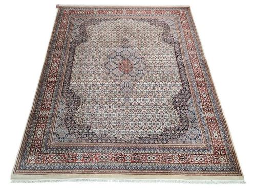 Handmade Persian wool Bidjar carpet medallion 247x300cm, Huis en Inrichting, Stoffering | Tapijten en Kleden, Zo goed als nieuw