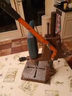 Boorstandaard met Makita Boormachine, Gebruikt, Variabele snelheid, 400 tot 600 watt, Ophalen