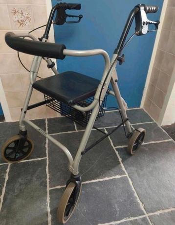 Thuasne Rollator, opvouwbaar, stevig en lichtgewicht! zgan! beschikbaar voor biedingen