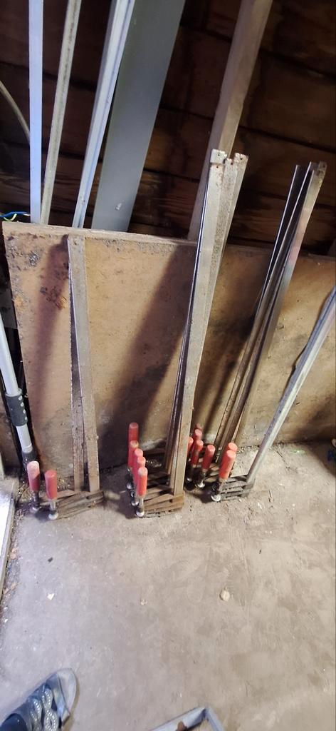 Te koop lijm klemmen, Doe-het-zelf en Verbouw, Gereedschap | Handgereedschap, Gebruikt, Ophalen