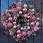 Kerstkrans roze 60cm | WinterWonderDecor, Huis en Inrichting, Woonaccessoires | Kransen, Ophalen of Verzenden