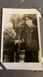 Ansichtkaart Bernard met ik denk een burgemeester, Ophalen of Verzenden, Zo goed als nieuw, Kaart, Foto of Prent