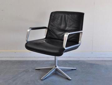 Comfortabele Fauteuil Zwart leer topkwaliteit Post Modern beschikbaar voor biedingen