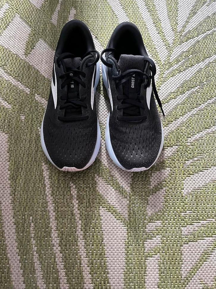 Brooks Ghost 16 - Maat 39 - Zo goed als nieuw!, Kleding | Dames, Schoenen, Zo goed als nieuw, Sportschoenen, Blauw, Ophalen of Verzenden