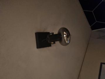Plafondlamp met 1 smoke bol. Inclusief lichtbron beschikbaar voor biedingen