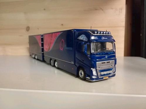 Volvo FH Qflowers combinatie Tekno, Hobby en Vrije tijd, Modelauto's | 1:50, Zo goed als nieuw, Bus of Vrachtwagen, Tekno, Ophalen of Verzenden